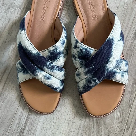 Madewell Women's Tie-Dye Sandals - Picture 3 of 6